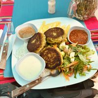 Plato de falafel  at Charlis'nack in Copacabana