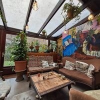 Couch corner at Darjeeling Garden in Brussels