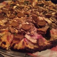 Vegan pizza at Da Legna at Nolo in New Haven