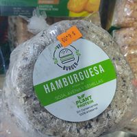 Frozen vegan burgers at Mini Super Calle 8 in Bocas Del Toro