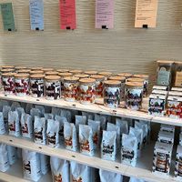 All their different coffees at ARAKU COFFEE in Paris