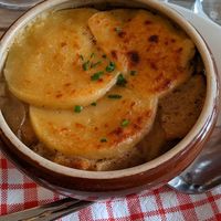 Cheesy onion soup at Le Potager du Marais - Saint Paul in Paris