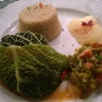 Cabbage roll with quinoa, pears and green beans at Le Potager du Marais - Saint Paul in Paris