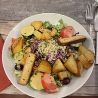 Smoked tofu salad  at Le Potager du Marais - Saint Paul in Paris