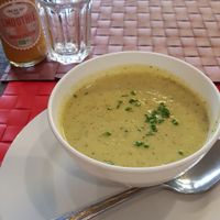 Zucchini basil soup at Le Potager du Marais - Saint Paul in Paris
