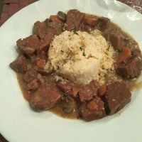 Seitan steak in red wine and mushrooms sauce at Le Potager du Marais - Saint Paul in Paris