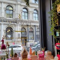  at Paparmane in Montreal