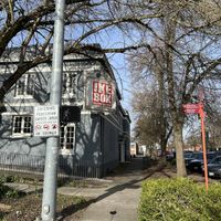 Outside building   at IKE Box in Salem