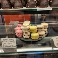 Vegan macarons at Glean - Fisketorvet in Copenhagen