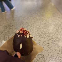 Cherry flødeboller with slivered almonds at Glean - Fisketorvet in Copenhagen