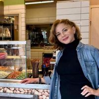 פלאפל נהדר באזור התעשיה הישן בנתניה הכל טרי, טעים ונעשה במקום. השרות מהיר, נעים ואדיב.   at Falafel Tova - פלאפל טובה in Netanya