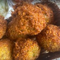 כדורי פלאפל  at Falafel Tova - פלאפל טובה in Netanya
