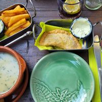 Caldo Verde, Maniok fries, vegan Empanada at Xodó - Brasilianisches Restaurant in Hamburg