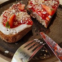  at DREI ZIMMER KÜCHE BAD in Frankfurt