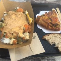 Plat du jour et quiche at Green Bear Coffee - La Canebiere in Marseille