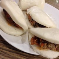 vegetarian burger at Yuet Sum Hin 悦心轩 in Kuala Lumpur