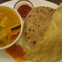 Mango Curry mit Chapati und Reis  at Govardhan in Cologne