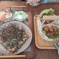 Veggie Meatball Sandwich and Okonomiyaki at Toivoa Coffee Roasters 咖啡烘焙商 in Taichung