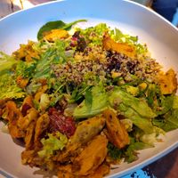 Salad bowl at Heidi und Paul - Junghof in Frankfurt