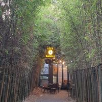 Bamboo Garden Entrance at New York Lots O Bagels in Seoul