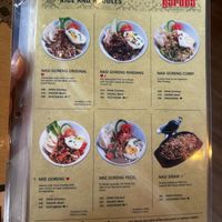 Clearly marked menu in English  at Garuda in Makati