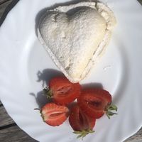 Vanilla heart   at Taxinge Slottscafe in Nykvarn