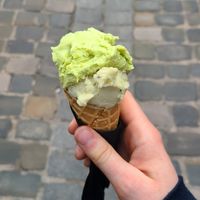 sorbet avocat et kiwi banane at Glassico in Fontainebleau