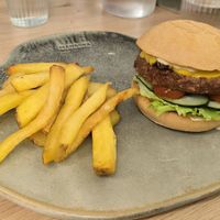 Vegan burger at Manduca in Barcelona