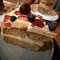 Strawberry vanilla cake  at Estamos Sembrados in Malaga