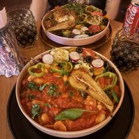 Gnocchi mit Tomatensauce, gegenüber Tagine  at Estamos Sembrados in Malaga