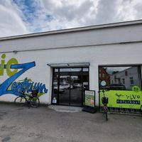 Front & entrance at Vivo Naturkost in Husum