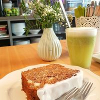We loved this juicy carrot cake! at HappenPappen in Hamburg