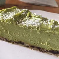 avocado cake at HappenPappen in Hamburg