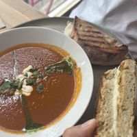 Tomatensuppe mit grilled Cheese Sandwich  at HappenPappen in Hamburg