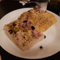 Focaccia at La Mandragora in Valencia