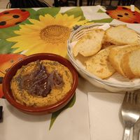 Hummus at La Mandragora in Valencia
