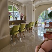 Excellent food 
Comfortable place
Great quality at Kynd Baker in Surabaya