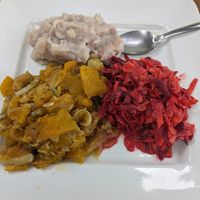 An example lunch at Reserva Los Nogales in Macizo De Penas Blancas