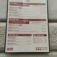 Vegan items are marked with a plant symbol at RAVI  in Turin