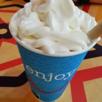 Oat milk milkshake 🤤 at Flower Burger in Pescara