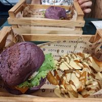  at Flower Burger in Pescara