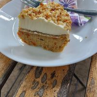 cartot cake 1,50€ at Nirgendwo in Berlin