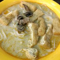 Laksa at Kwan Inn Vegetarian 观音斋 - Chinatown in Central Singapore