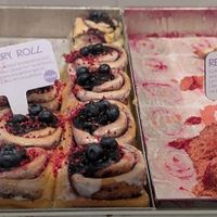 Blueberry & Red Valvet at Cinnamood in Bremen