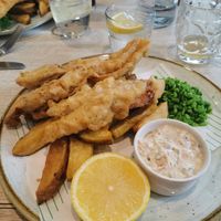  at The Warwick - Pimlico in South West London