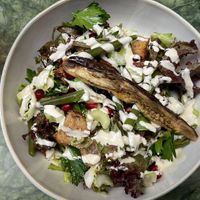 Brotsalat mit Bohnen, Sellerie und Granatapfel   at Motto Brot in Vienna