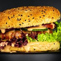 Red Liner - Red beet patty at Liners Food in Hannover