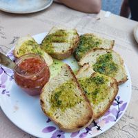 Pan con aceite y ajo at Taverna Stomio in Crete