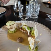 Geroosterde knolselderij met mousse van munt en doperwten  at Intens in Voorst Gem Voorst