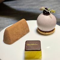 Petit Four : Mango Gelée - Berries Cheesecake - Gianduiotto   at Soul Kitchen - Creatività Vegetale in Turin